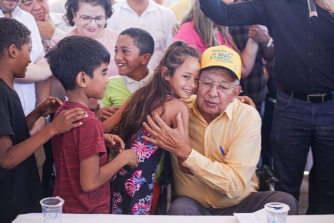 Prefeito assina ordem de serviço para obra na avenida Camilo Filho orçada em R$ 16 milhões