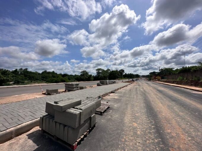 Obras avançam na Via Sul e etapa em execução deve ser entregue no início de agosto