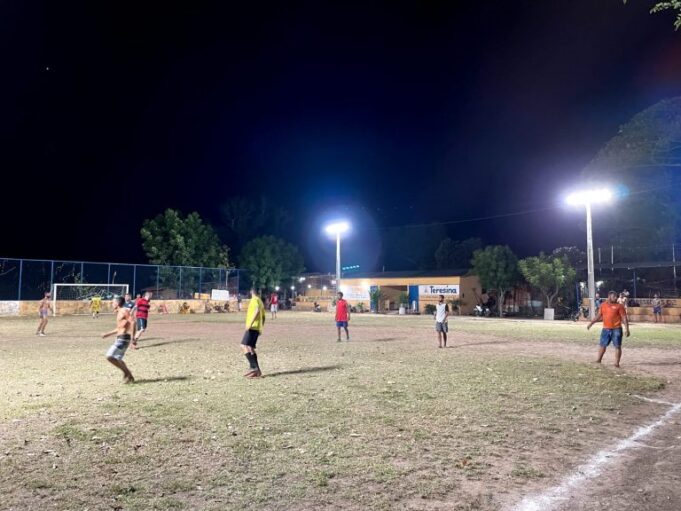 Iluminação do Campo de Futebol da Vila Carlos Feitosa será inaugurada nesta sexta-feira (9)