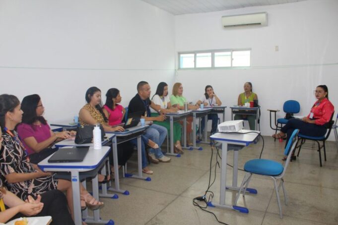 Reunião com técnicos da Semec discute a execução do Programa Pobreza Menstrual