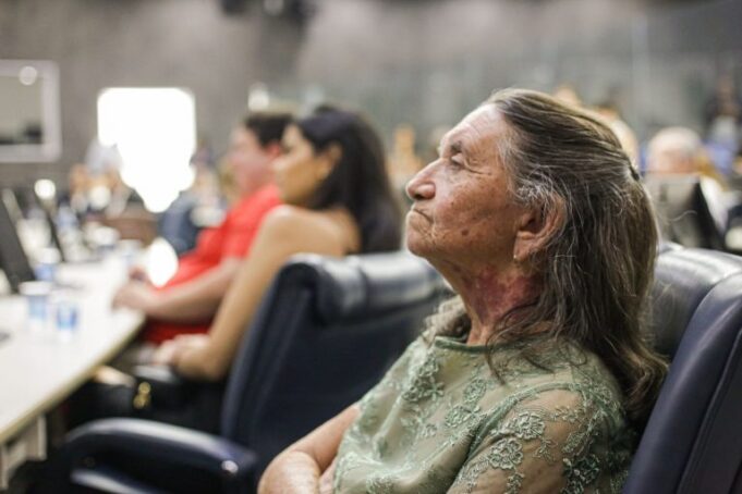 Câmara Municipal de Teresina entrega “Título de Cidadania Teresinense” a Thesco Silva