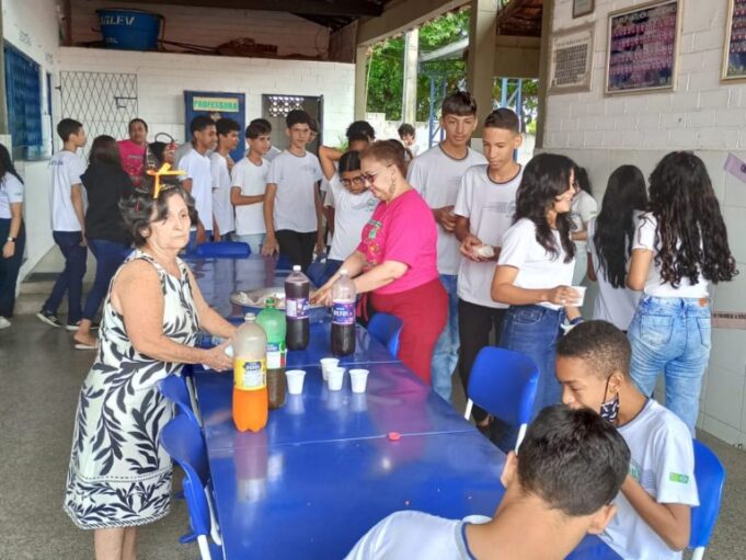 Escola Municipal Professor Antilhon Ribeiro realiza palestra preparatória para o Saeb