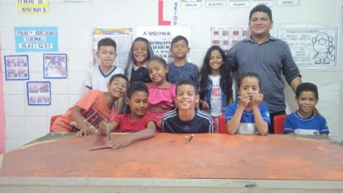 Entrega de certificados marca culminância do projeto Tempo de Aprender em escola municipal