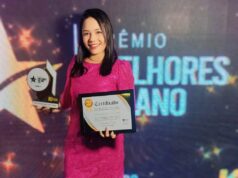 Pedagoga da Rede Municipal recebe prêmio destaque de Melhor Coordenadora Escolar
