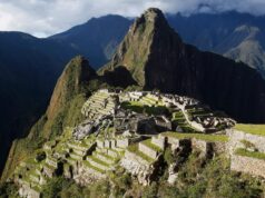 Suspensão de trem deixa 900 turistas retidos em Machu Picchu
