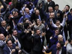 Confira como votaram os deputados piauienses em proposta que elevaria tributos e buscava ampliar a arrecadação do governo