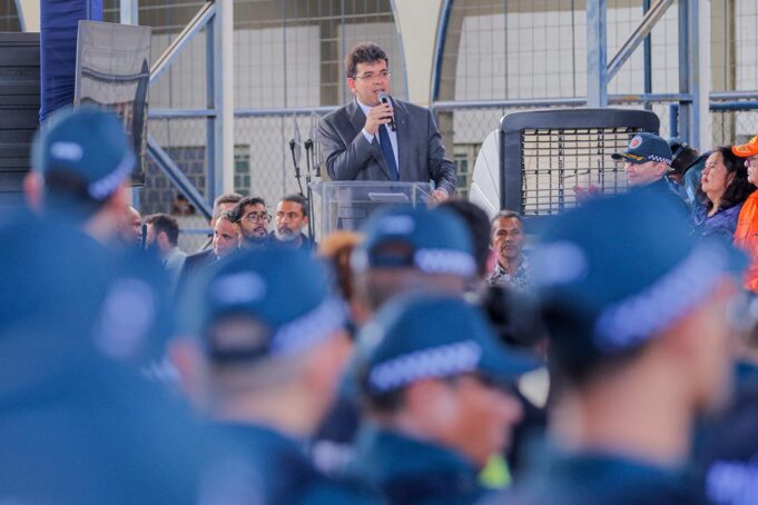 As inscrições para o concurso da Polícia Militar do Piauí, que oferece mil vagas para o cargo de soldado, têm início nesta segunda-feira (22).